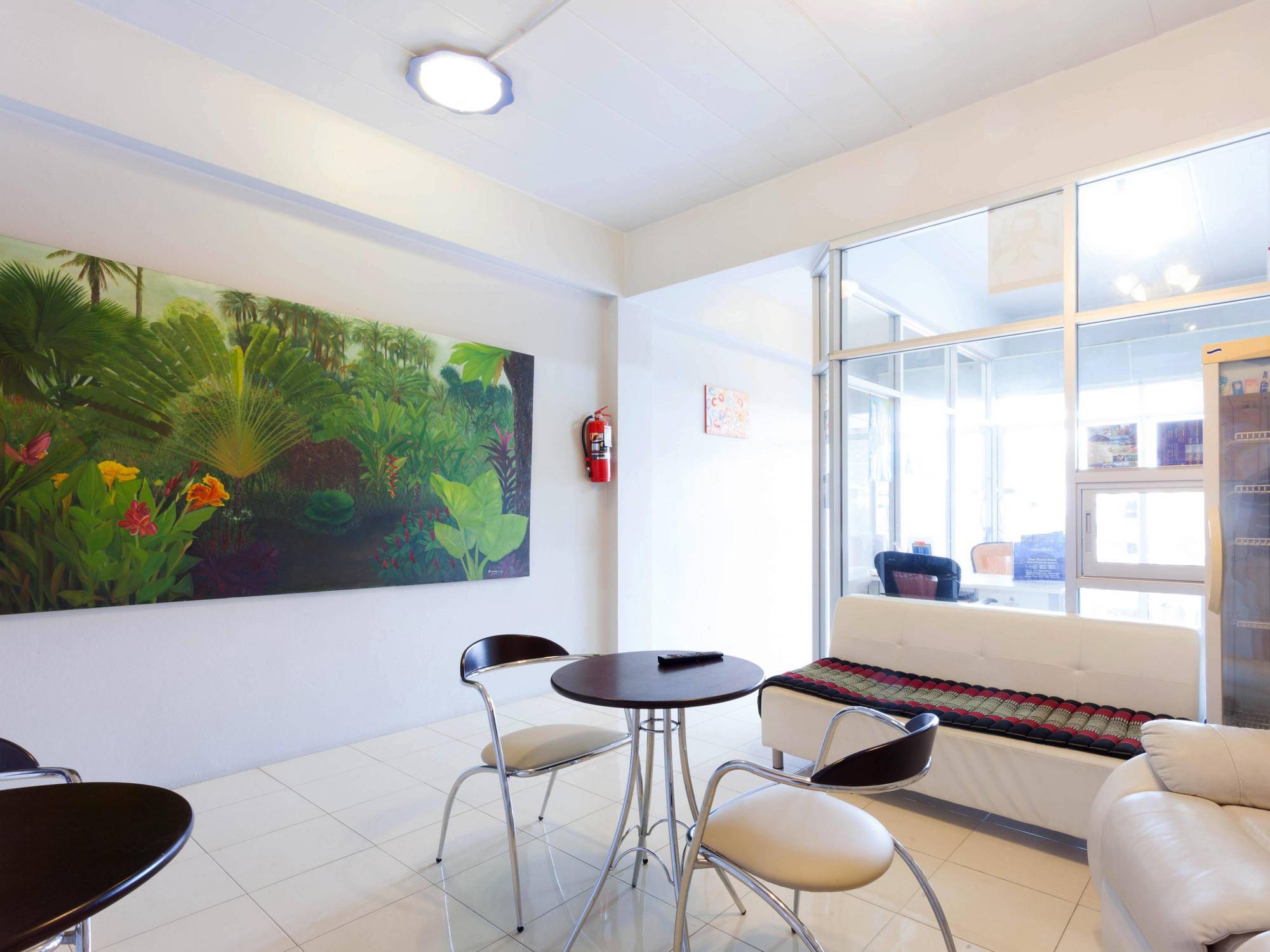 Luna Guesthouse And Travel Rawai Ngoại thất bức ảnh